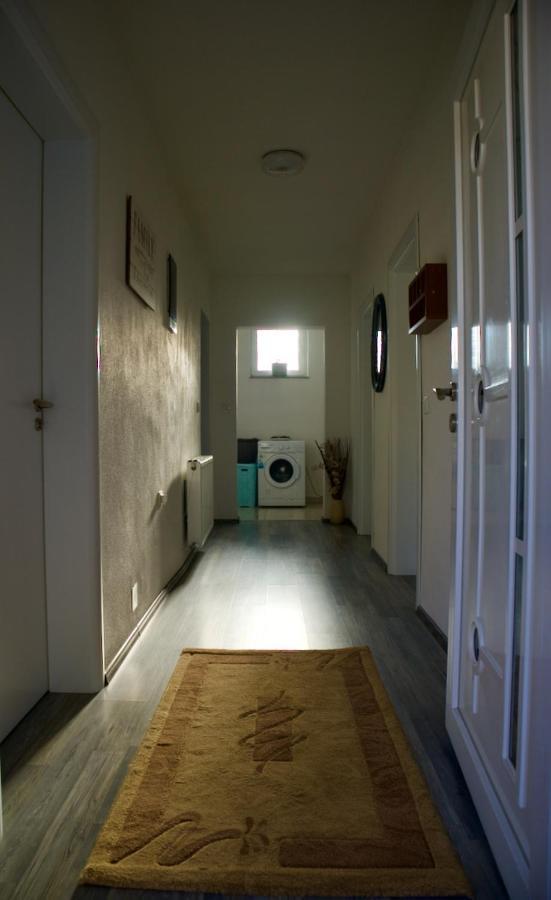 Got Prishtina Hostel Pristina Buitenkant foto